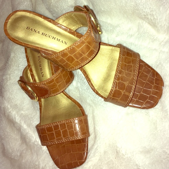 Dana Buchman Shoes - 3" brown print heels w gold buckle